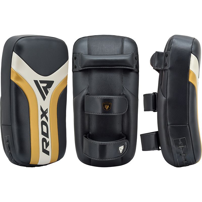 RDX T17 AURA Curved Thai Pad with Handles